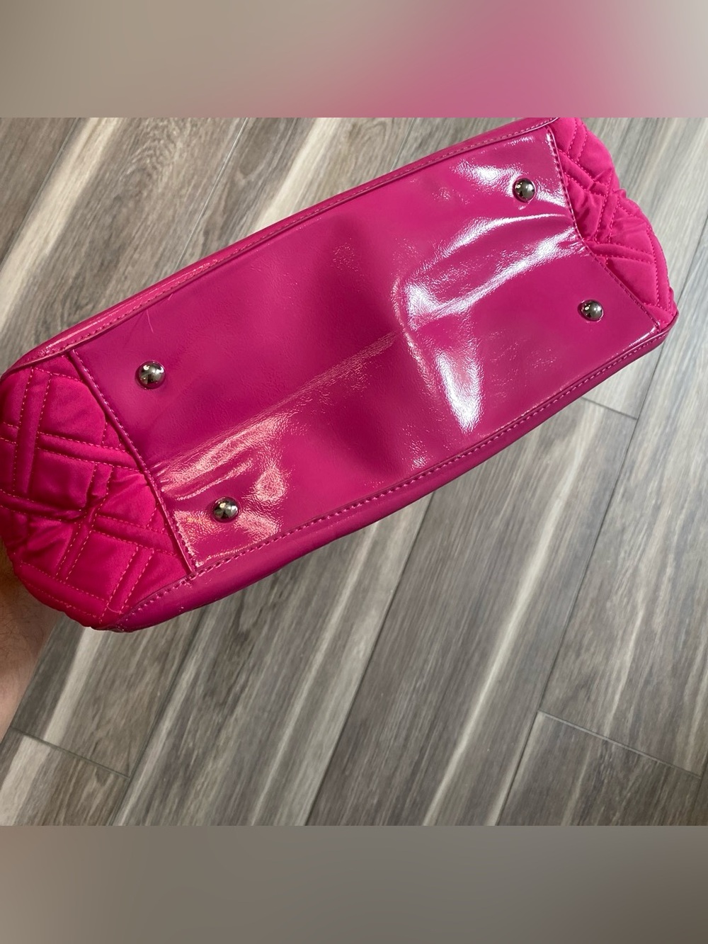 Vera Bradley large Bright Pink quilted and faux leather bag. Excellent Condition - Picture 4 of 4